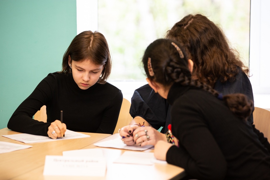 Чемпионат по финансовой грамотности для школьников — совместный проект Питерской Вышки и администрации Санкт-Петербурга